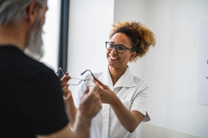 Un Opticien sur votre Lieu de Travail